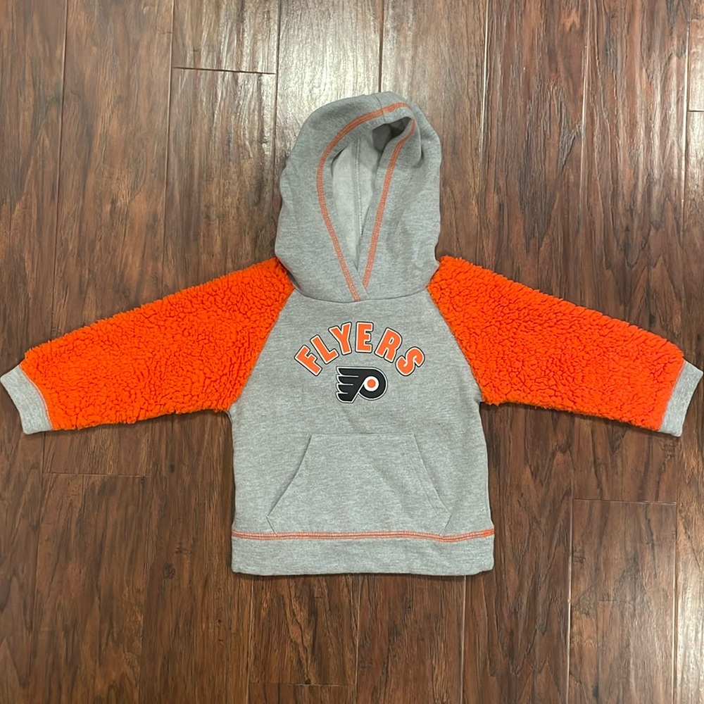 2T Philadelphia Flyers Hoodie Sweatshirt